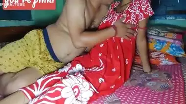 Indian Bangali Pinki Vabi Ko Subha Subha Davor Ne Javardast Choda Or Lund Ka Pani Chut Upper Dala