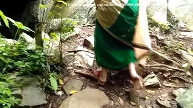 Fucking Moms Best Friend In Outdoor Forest Risky Public Sex With Savita Bhabhi