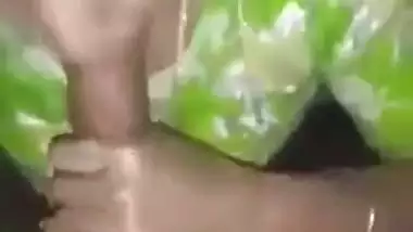 Desi Sexy Bhabhi Sucking Vdoo