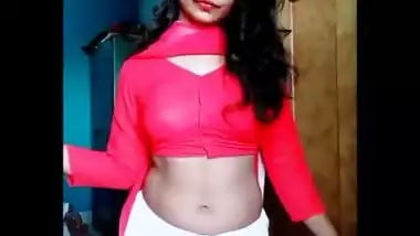 cute college girl sumpi erotic navel show