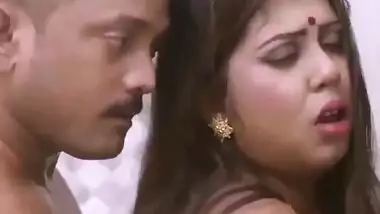 Chubby Bhabi Having Sex in Standing Position