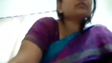 Marwadi unsatisfied housewife having affair with car drive