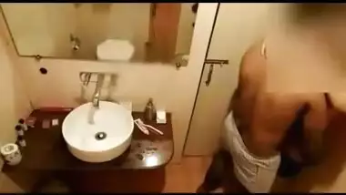 Hot Mumbai college girlfriend hardcore sex in bathroom