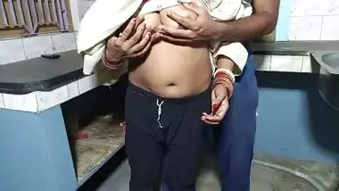 Milf Bhojpuri Bhabhi Pussy Fucked Hard By Pervert Plumber