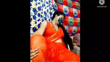 Delhi Ki Priya Bhabhi Webcam Show Boobs And Legs