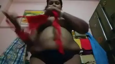 380px x 214px - Desi bhabhi wearing cloths selfie indian sex video