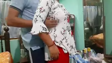 Indian lady enjoying sex with BF in a standing position