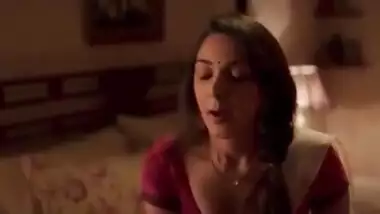 kiara advani sexy vibrator solo