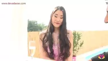 Desi guy having a good time with sexy Filipina girl