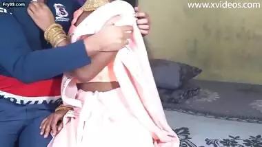 Desi village hot thresome fucking