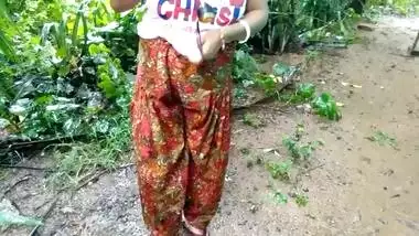 Indian Mom Outdoor Forest Pissing Video Compilation