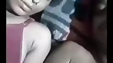 Desi randi bhabi boob sow video call