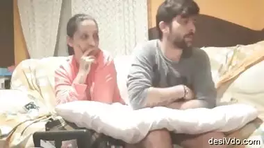 Paki couple shamless and exposing their blowjob session