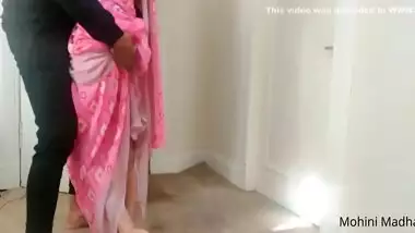 Bhabhi Ready For Sex Before Going To The Marriage With Hindi