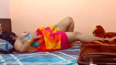 Desi MILF Aunty doggy fucking hard