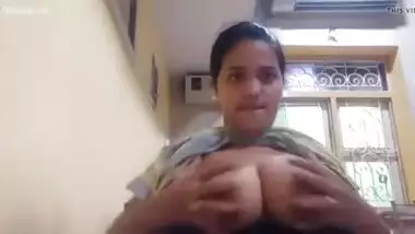 Sexy Desi Aunty