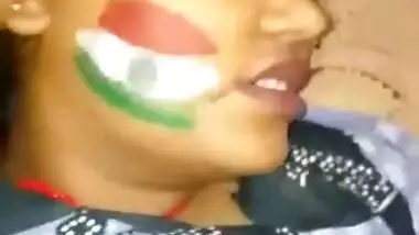 Indian horny Bhabhi gets cum on her belly