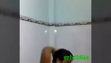 1222 Indian girl nude dancing in bathroom