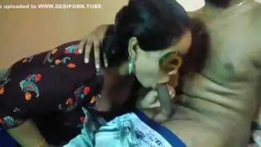 Shaadi Shuda Bhabhi Ko Lund Chusaya Or Uska Milky Boobs Piya Very Hard Sucking