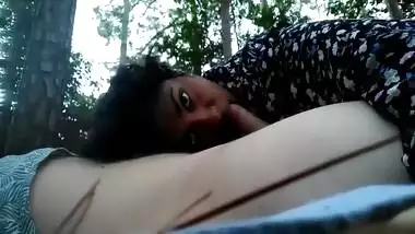 Indian Girl Mathumitha Fucking Her White Boyfriend Outdoor