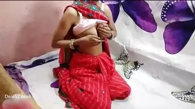 Hot Hot sexy Desi bhabi ko Dever ne raat ko Choda gher me Desi Video with Hindi audio part2