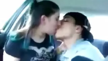 couple like kissing lips