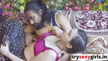 Se Karwai Aunty Ne Chudai Ghar Par