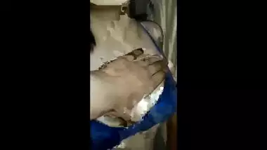 Bong Desi Girl get fucked hard on Christmas.