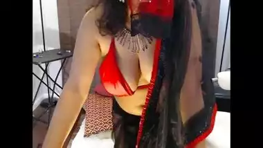 Indian Amateur wife webcam saree strip compilation