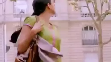 Kajal Agarwal Boobs Shaking