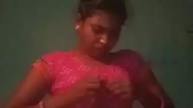 Desi bhabi show her body village