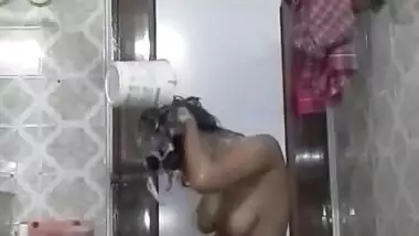 Desi girl bath video