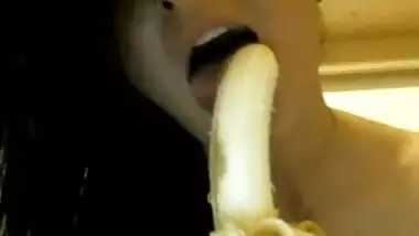 Indian Babe Sucks A Banana