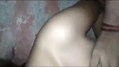 Desi guy captures on cam the way his XXX cock slides into GF's bush