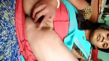 Brinjal Sex Video With Indian Bhabhi