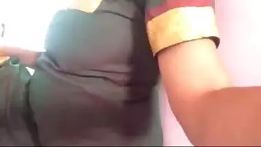 Indian sex movies hot aunty saree exposed