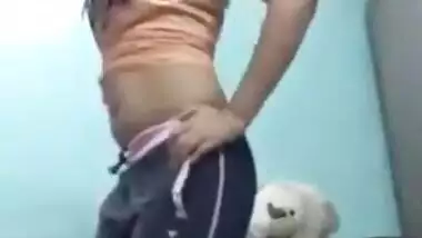 Desi indian girl naked sexy dance for her boyfriend