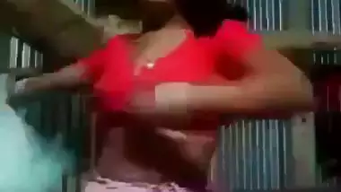 Young 18 yr old Indian teen nude video of masturbation