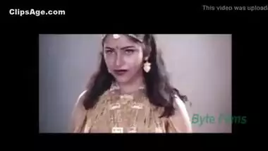 Indian Hot Sexy Actress Reshma Nude Video clip leaked - Wowmoyback