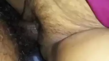 Desi mature fuck fuck her servent boy big dick cum inside her pussy