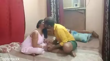Lonely Bhabhi Has Sex With Maid Instead Of Watching Porn