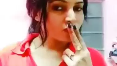 Flawless Desi woman unzips red blouse to impress porn perverts