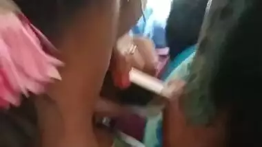 Tamil hot young girl deep boobs cleavage in bus (Part:1)