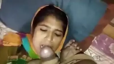 Desi village girl fucking hard with bf