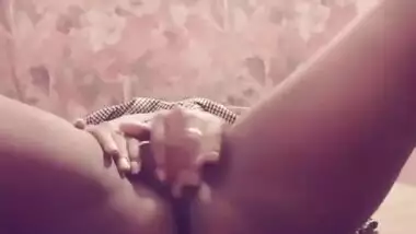 Horny Desi Girl Fingerring