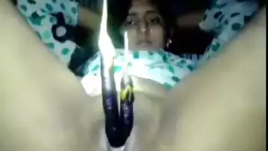 Horny Desi girl dildoing her chubby pussy with zucchini XXX