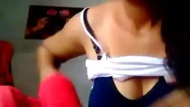 Hot Desi Girl Showing Her Boobs and Pussy