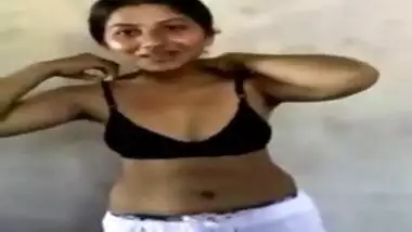 punjabi girl get nude and touch dick