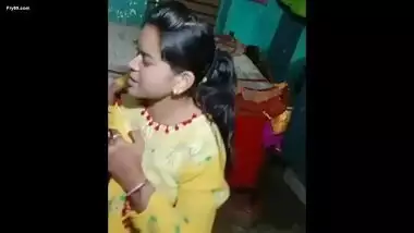 Jijaa Jee Dekhi Lo Doodh