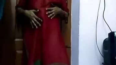 Sexy Tamil Wife in Transparent Chudidhar